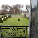 Le Chateau De Chantereine Hotel