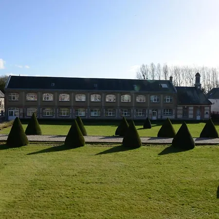 Hotel Le Chateau De Chantereine *